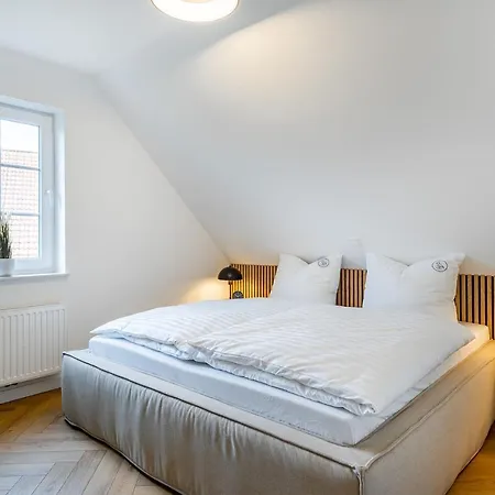 Friesenhuuske Krummhörn